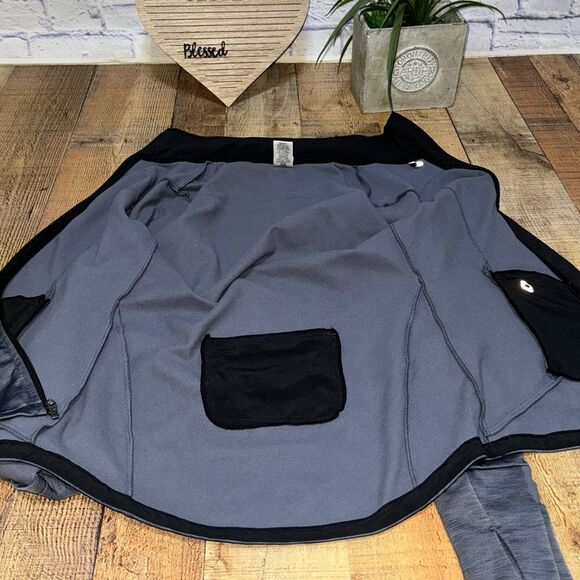 VSX Victorias secret sport sport fleece lined running jacket Small NEW - Picture 11 of 13